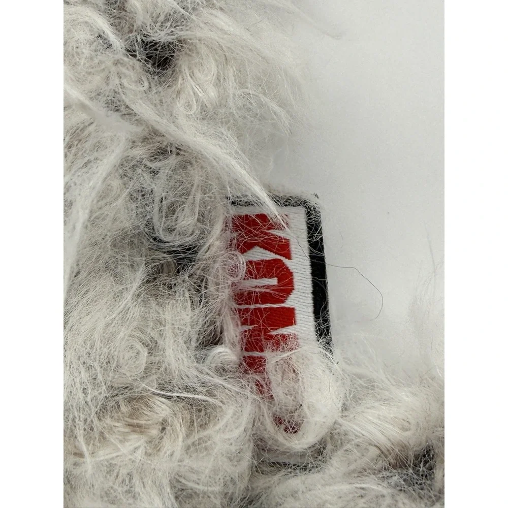 Kong scruffs low